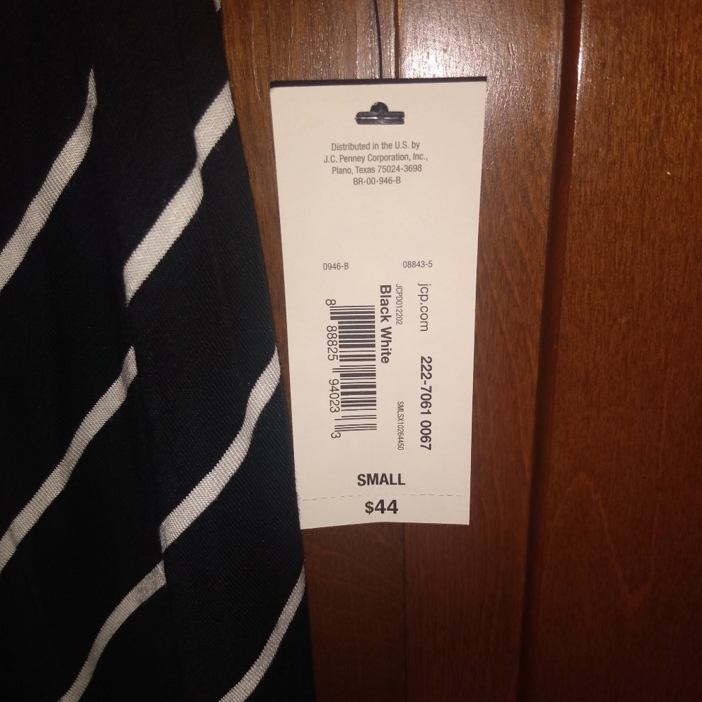 NWT a.n.a. Black/White Dress Sz Small - Picture 2 of 2